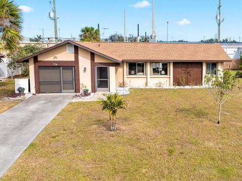 A home in PORT CHARLOTTE