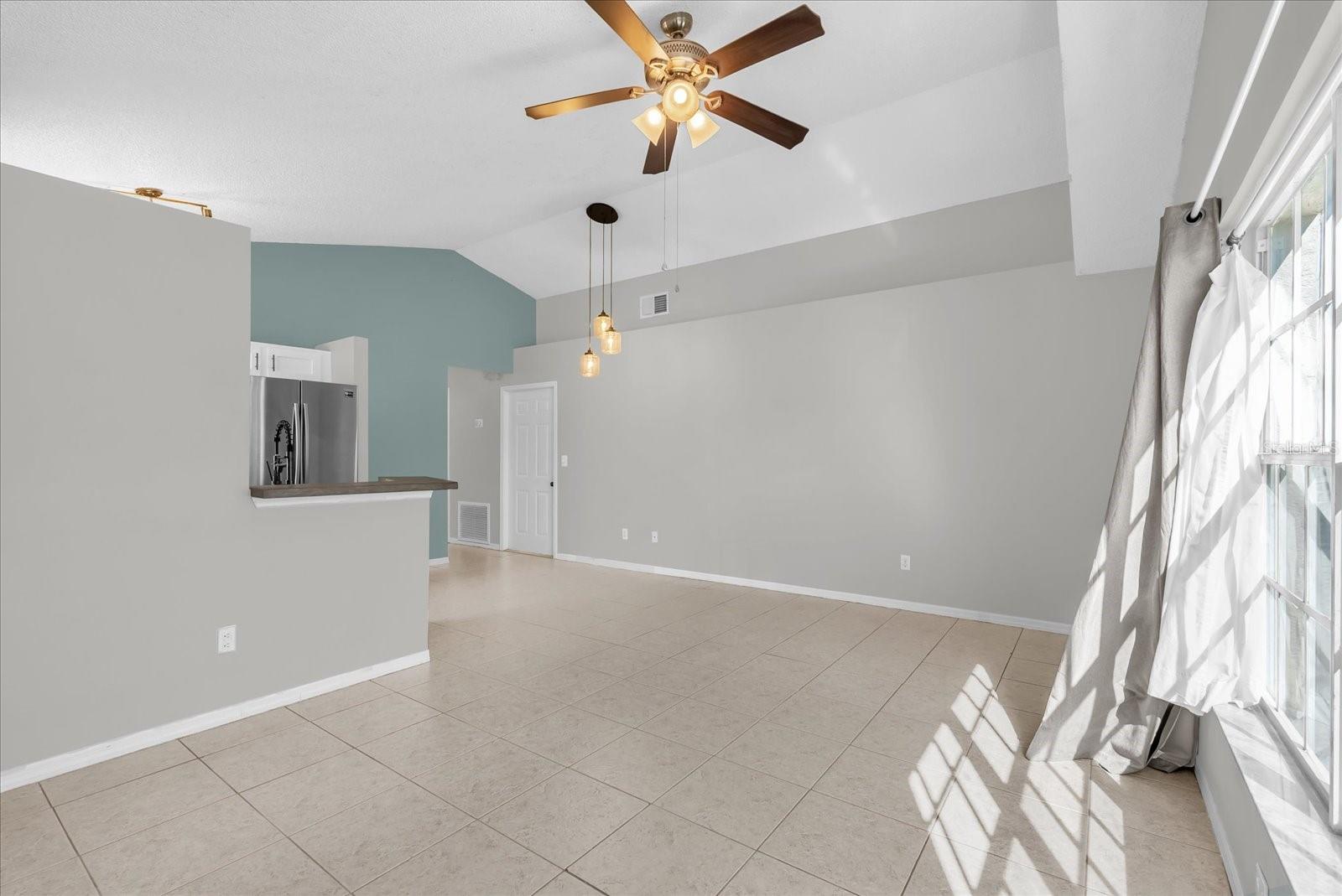 COLONIAL LAKES - Residential
