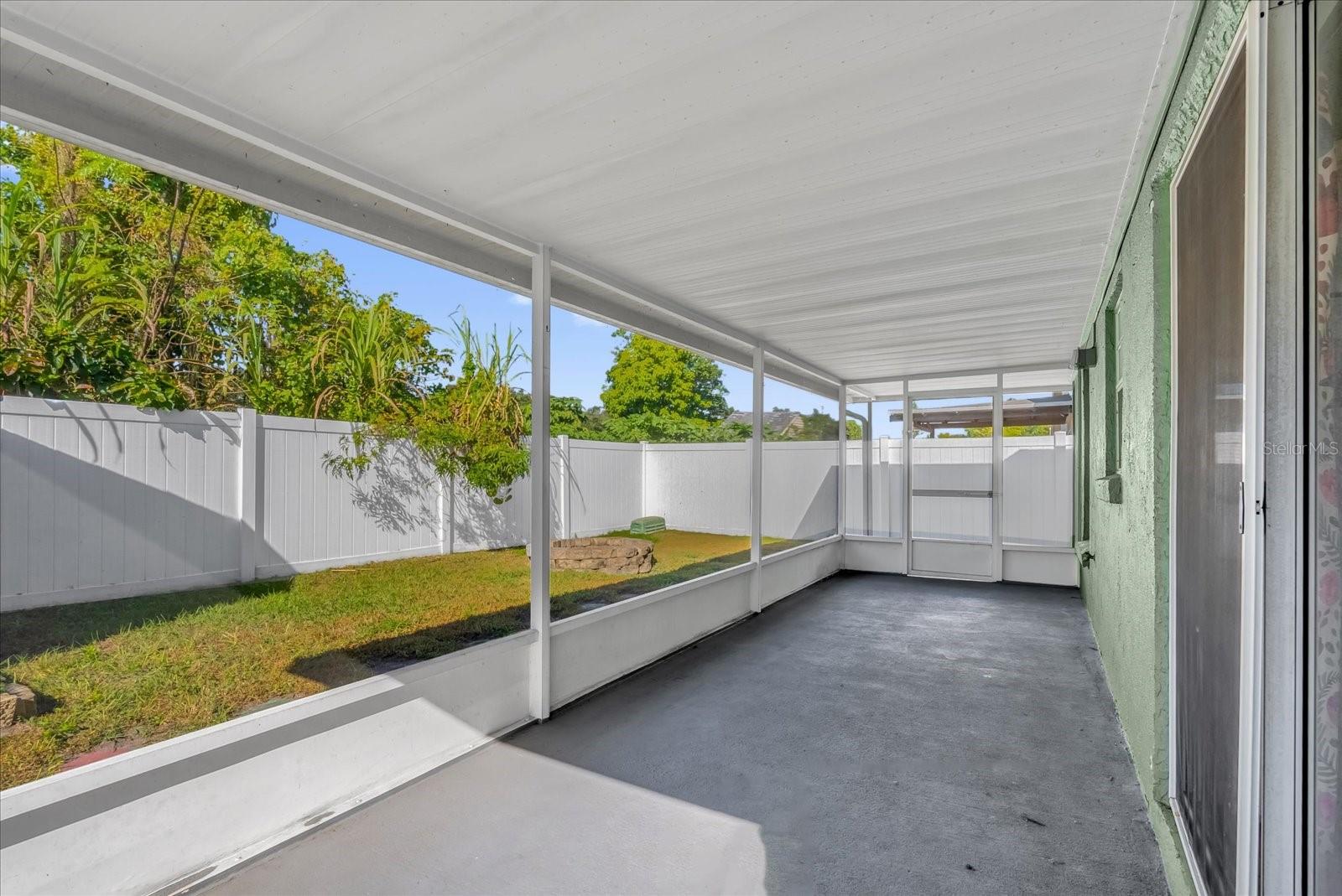 COLONIAL LAKES - Residential