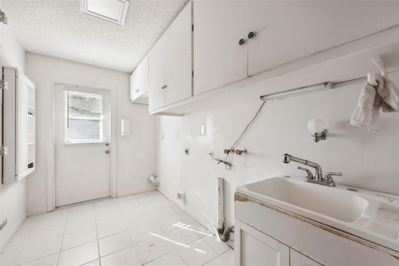 OVIEDO OAKS UNIT 01 - Residential