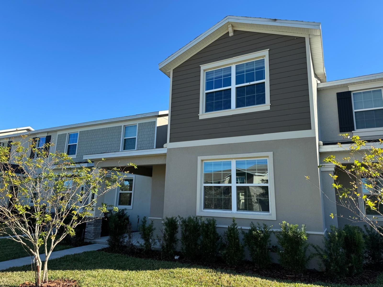 The most desirable townhome floorplan in the community! This gorgeous Townhome features 4 bedrooms, a Master Suite on the first floor,
beautifully upgraded tile floor. Great private area on the back all covered with bricks and two cars garage. The owner will pay HOA, which covers the lawn maintenance! The clubhouse has an incredible swimming pool, splash zone, fitness center, basketball court, and a beautiful sunset!
Minutes away from Orlando theme parks, entertainment, shops, and restaurants. A-rated elementary school within the neighborhood, and A-rated
middle and high schools