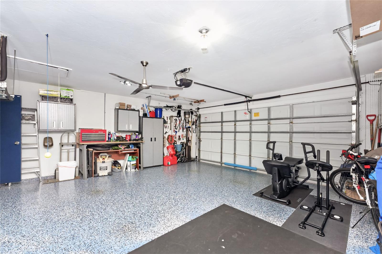 ROTONDA WEST BROADMOOR - Residential