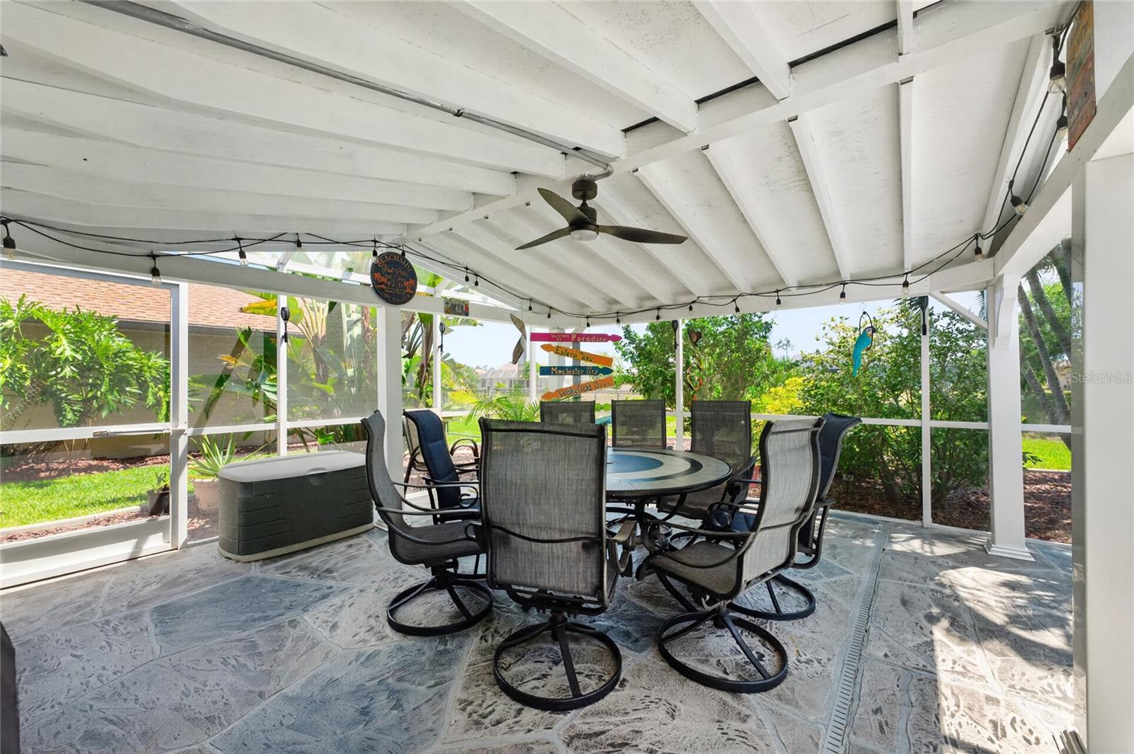 ROTONDA WEST BROADMOOR - Residential