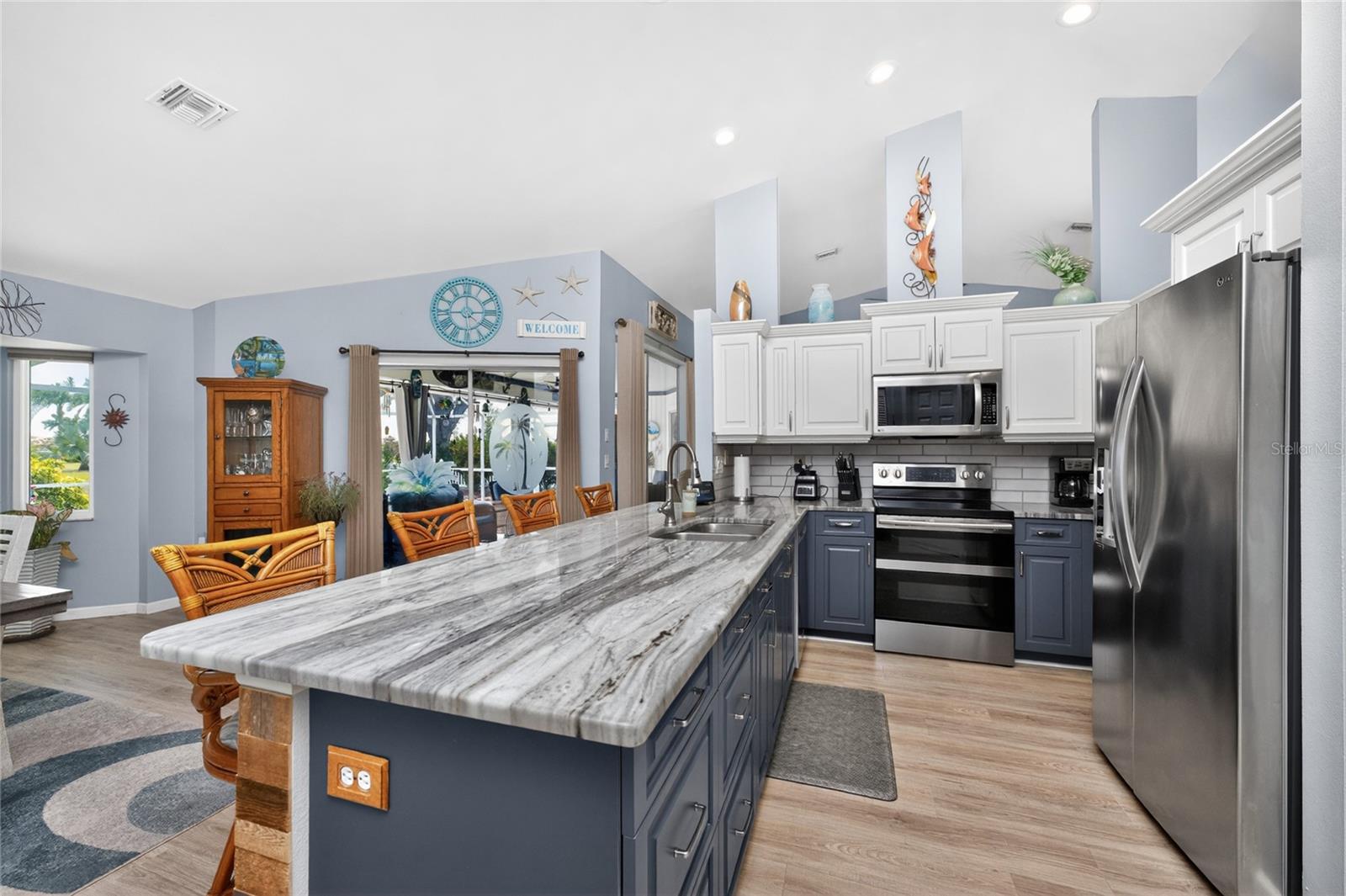 ROTONDA WEST BROADMOOR - Residential