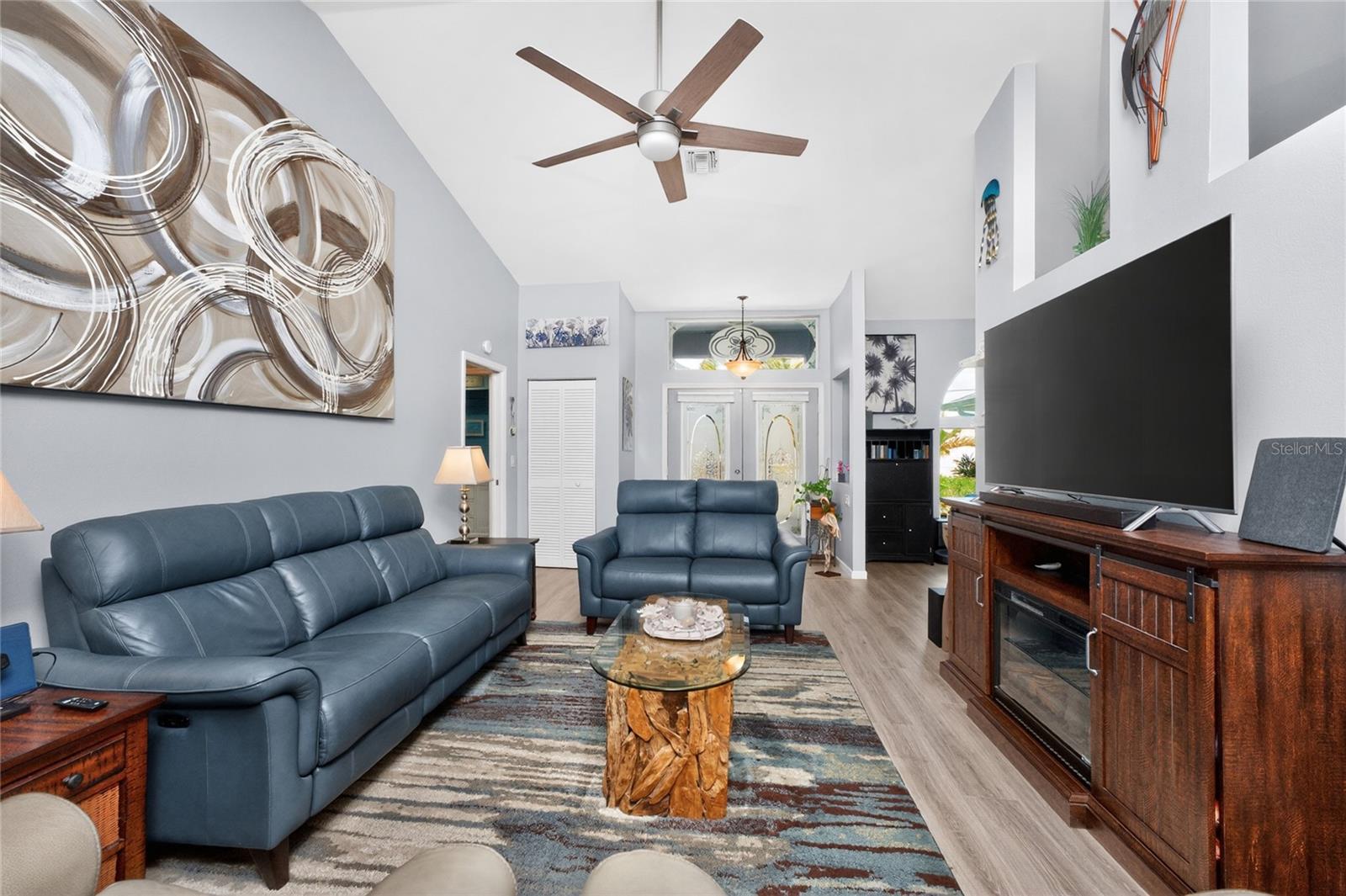 ROTONDA WEST BROADMOOR - Residential