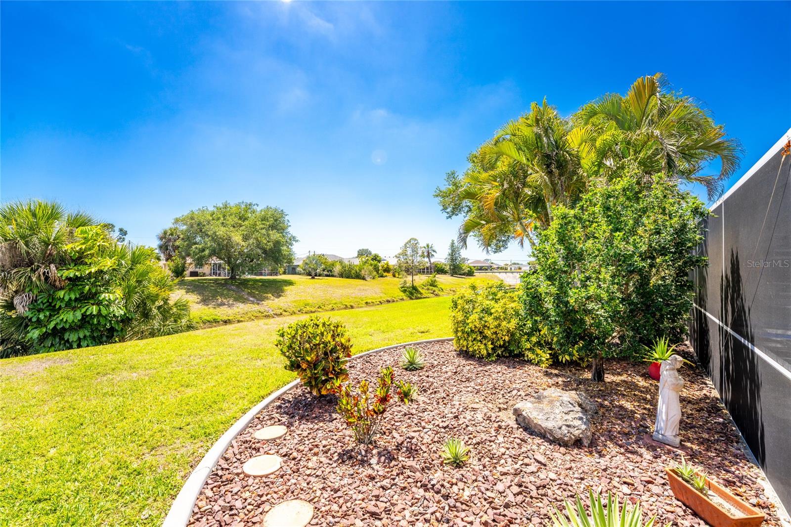 ROTONDA WEST BROADMOOR - Residential