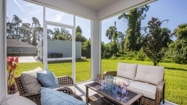 RESERVES AT HAMMOCK OAKS - Residential