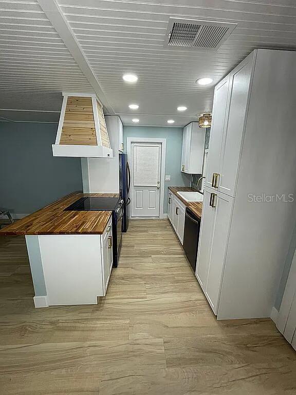 GEORGE MOODY SUB - Residential