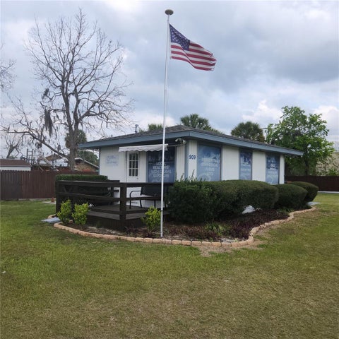 Photo of 909 SW 10th Hwy 200 Street, Ocala, FL 34471 (MLS # OM732296)