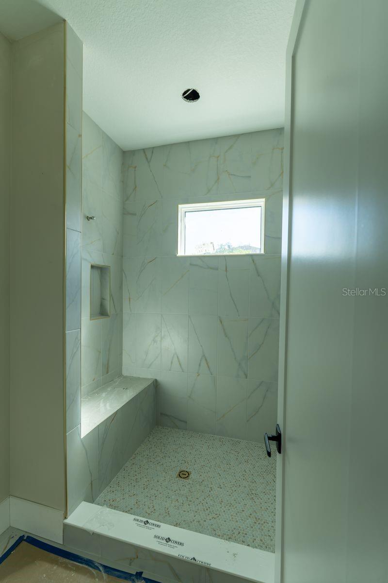 HENDERSON BEACH - Residential