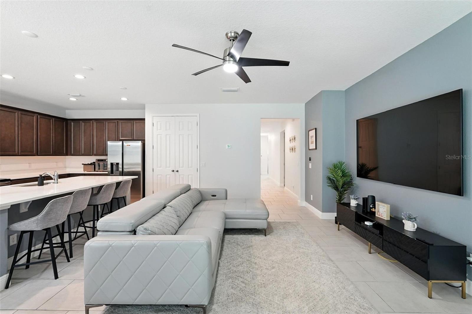 HANOVER LAKES PH 5 - Residential