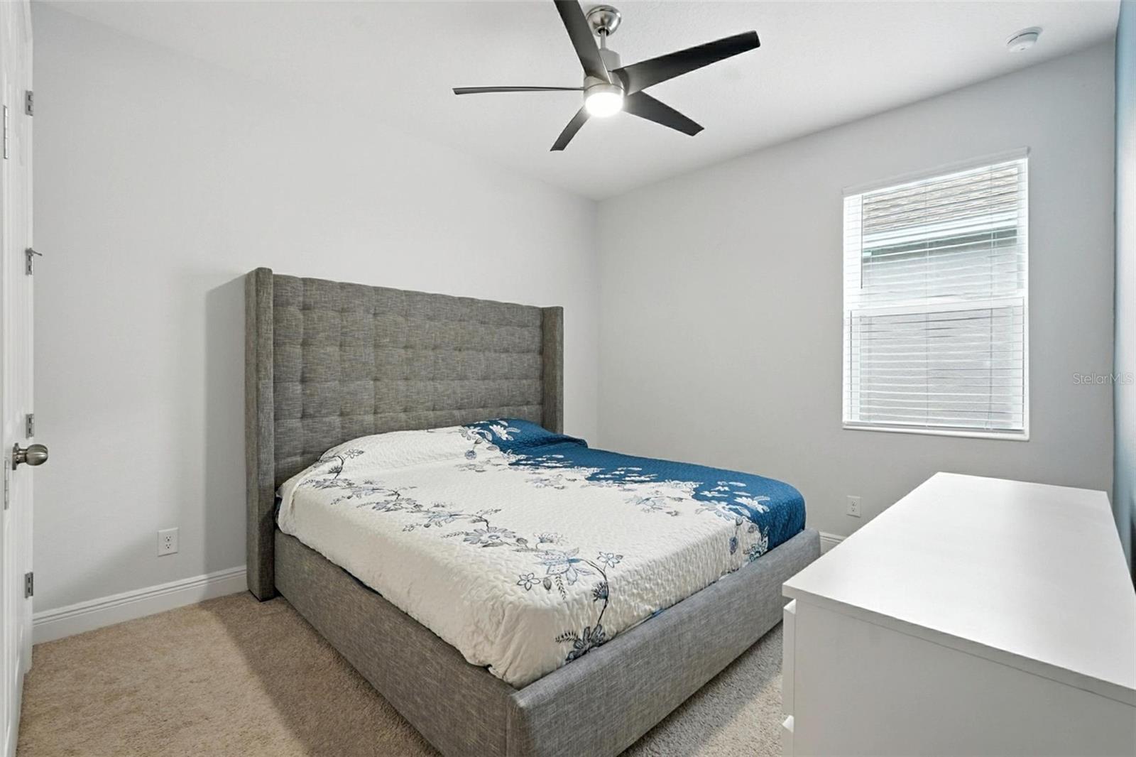 HANOVER LAKES PH 5 - Residential