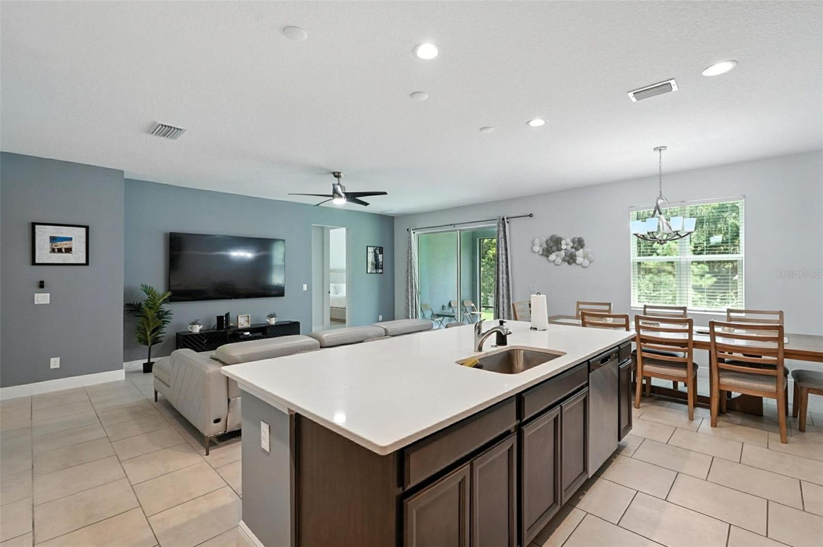 HANOVER LAKES PH 5 - Residential