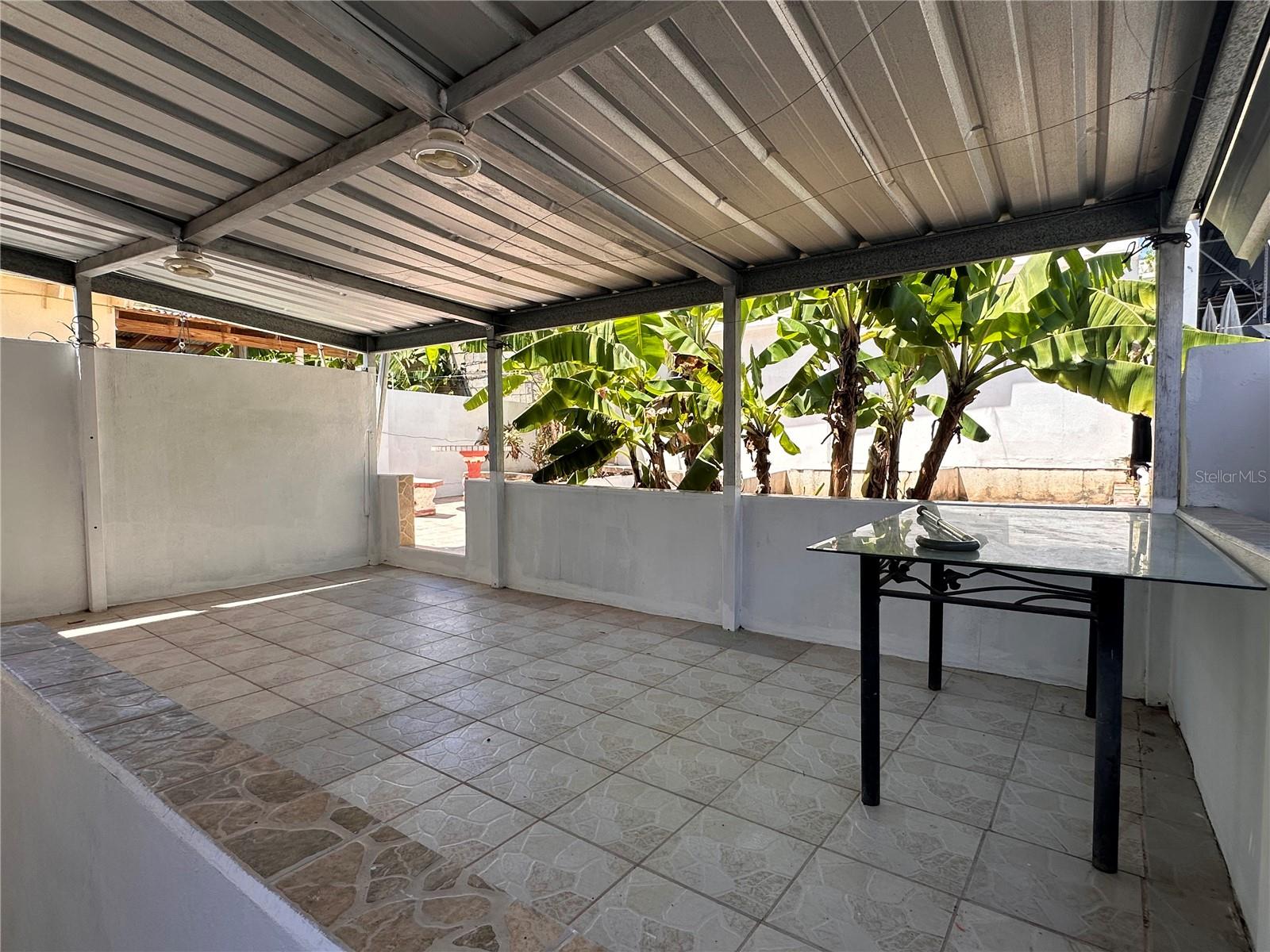 BARRIO PUEBLO - Residential Income