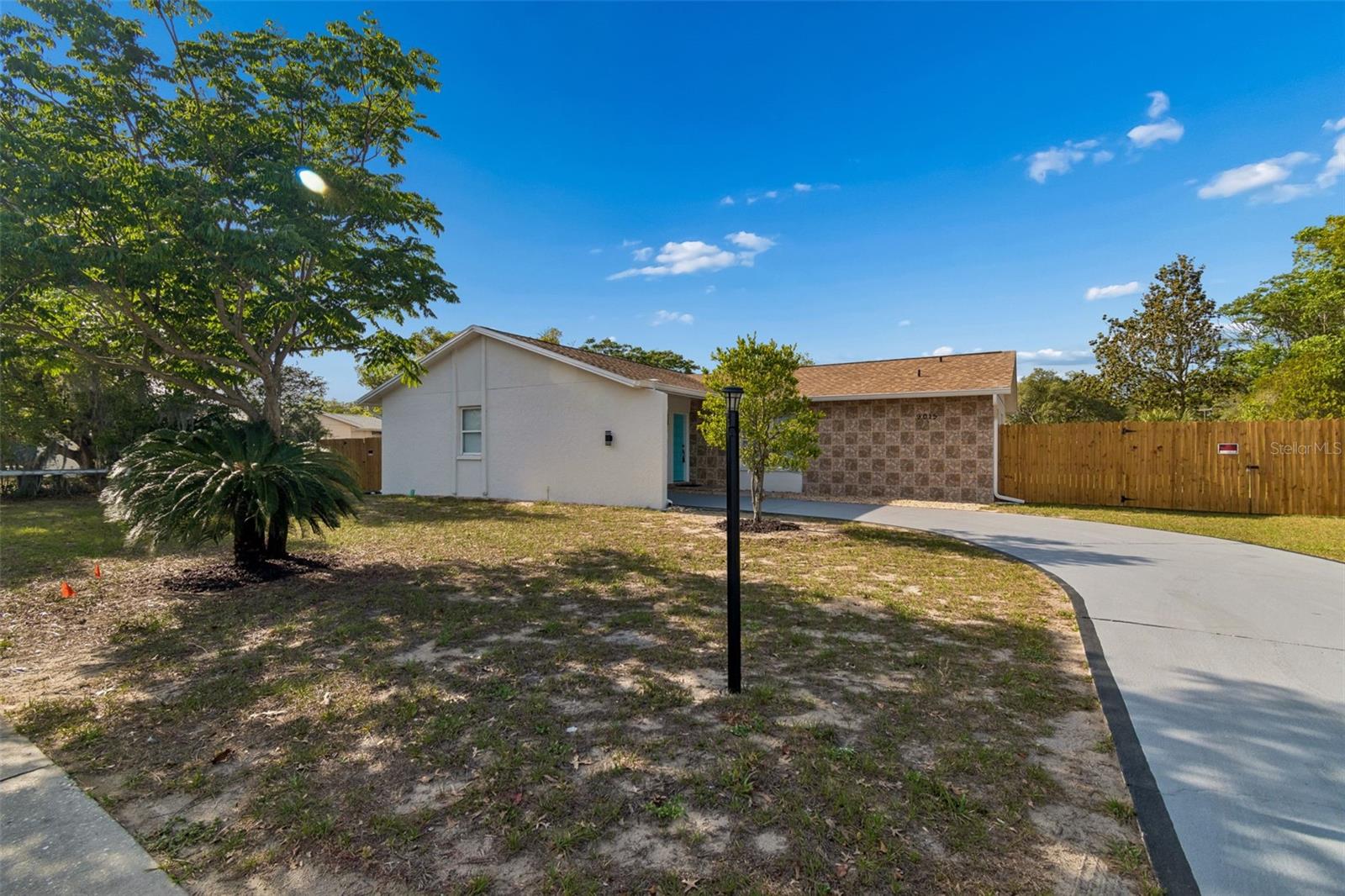 9015 FOREST OAKS BOULEVARD