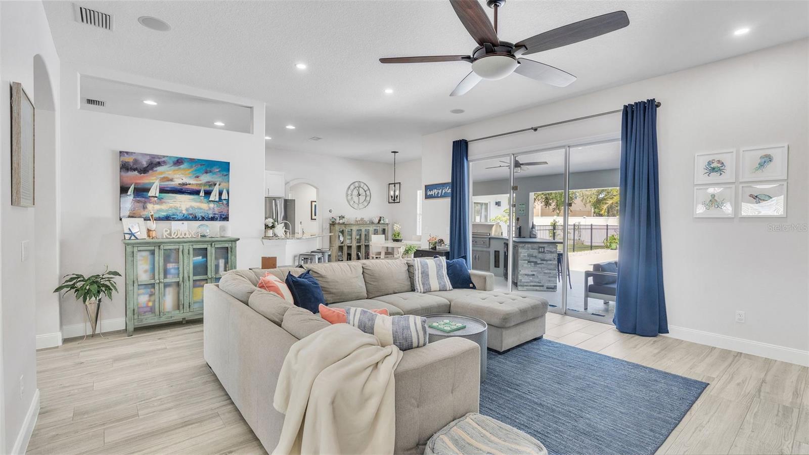 ESTATES AUBURNDALE PH 02 - Residential