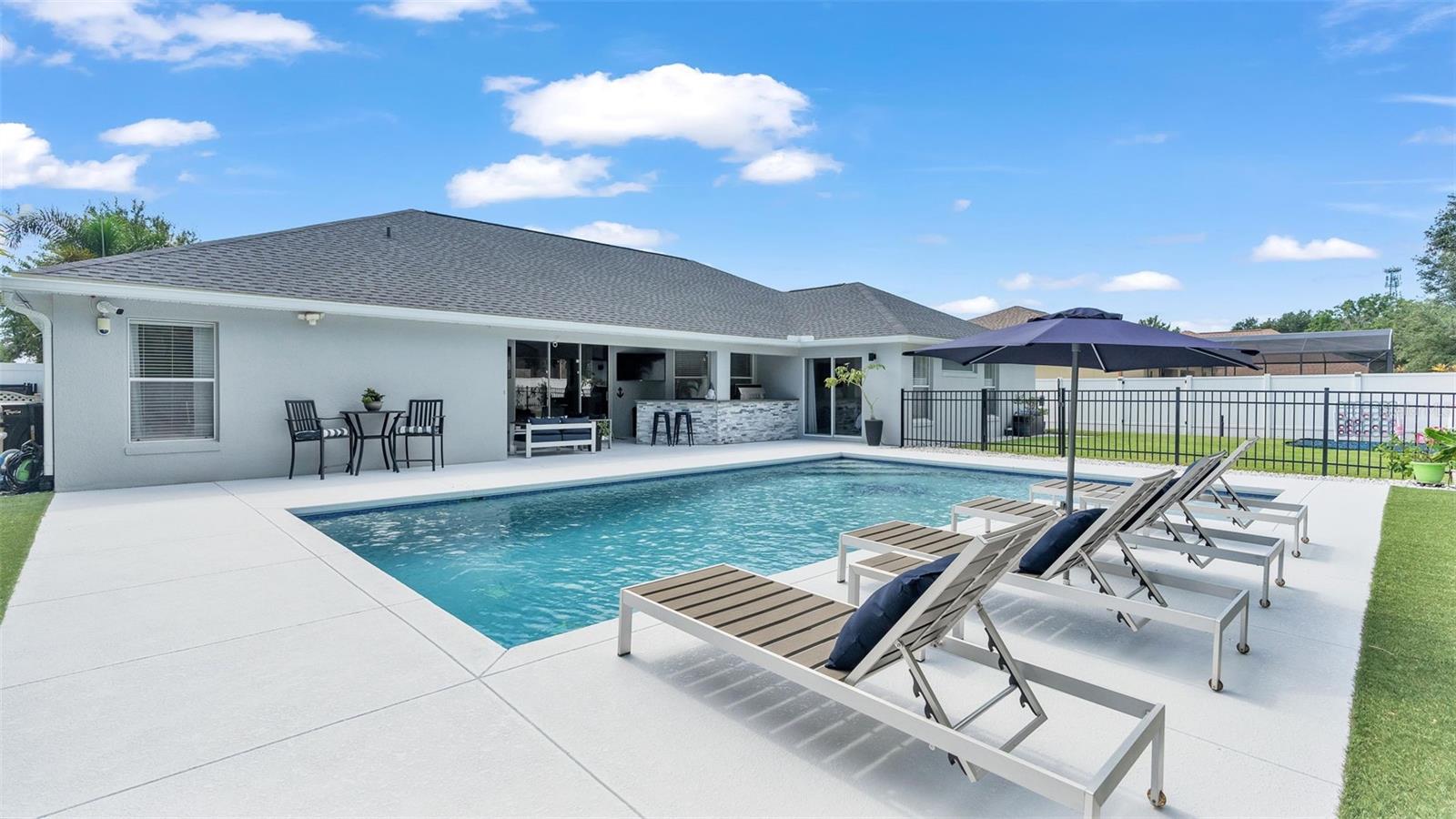 ESTATES AUBURNDALE PH 02 - Residential