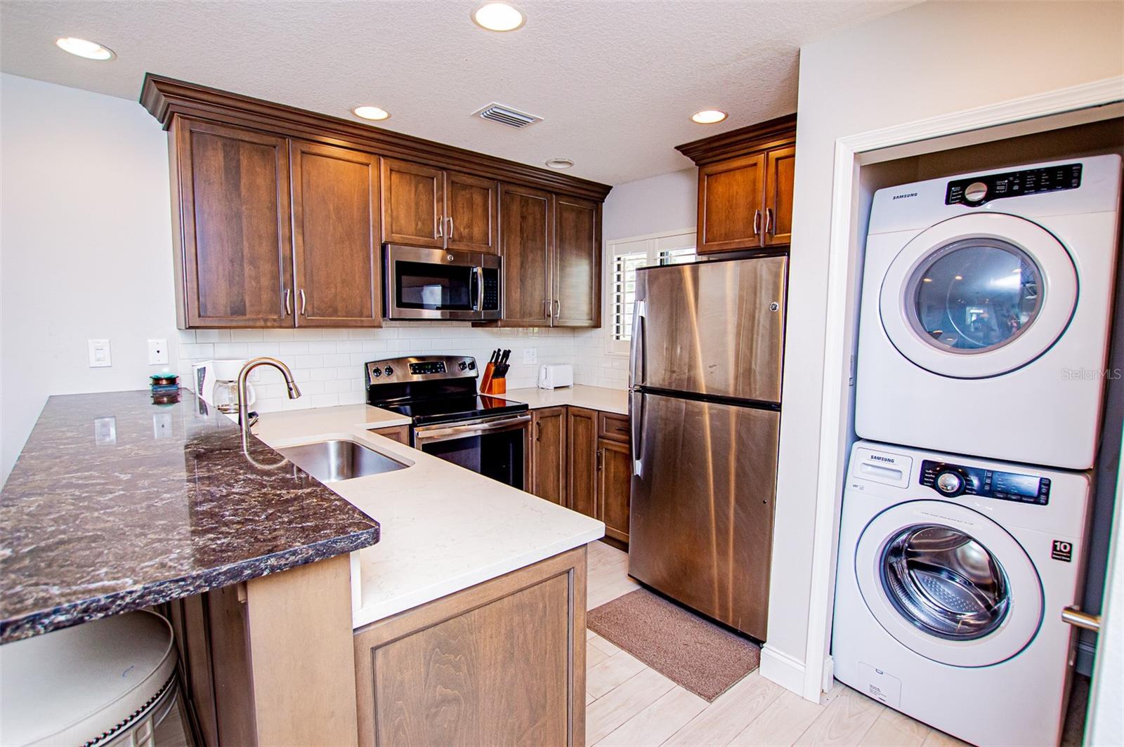 SADDLEBROOK - Residential
