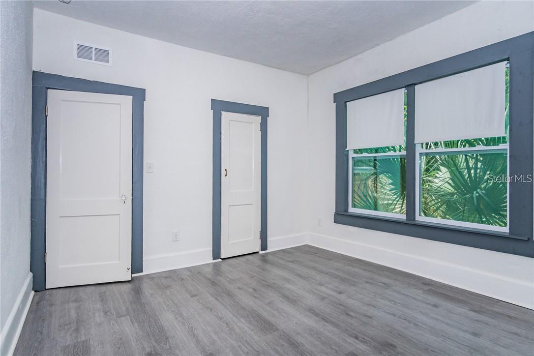 LA VERGNE 1ST ADD - Residential Lease