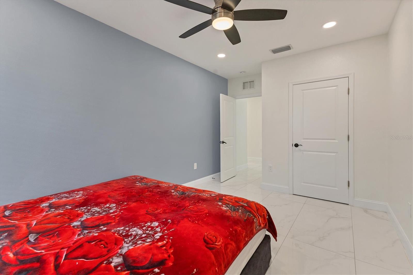 DEL TIERRA PH IV-B & IV-C - Residential