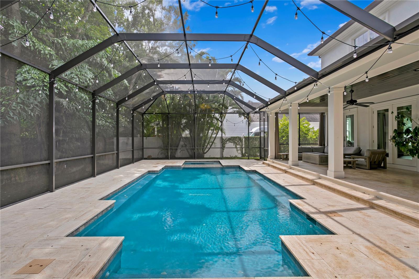 GOLF VIEW PLACE - Residential