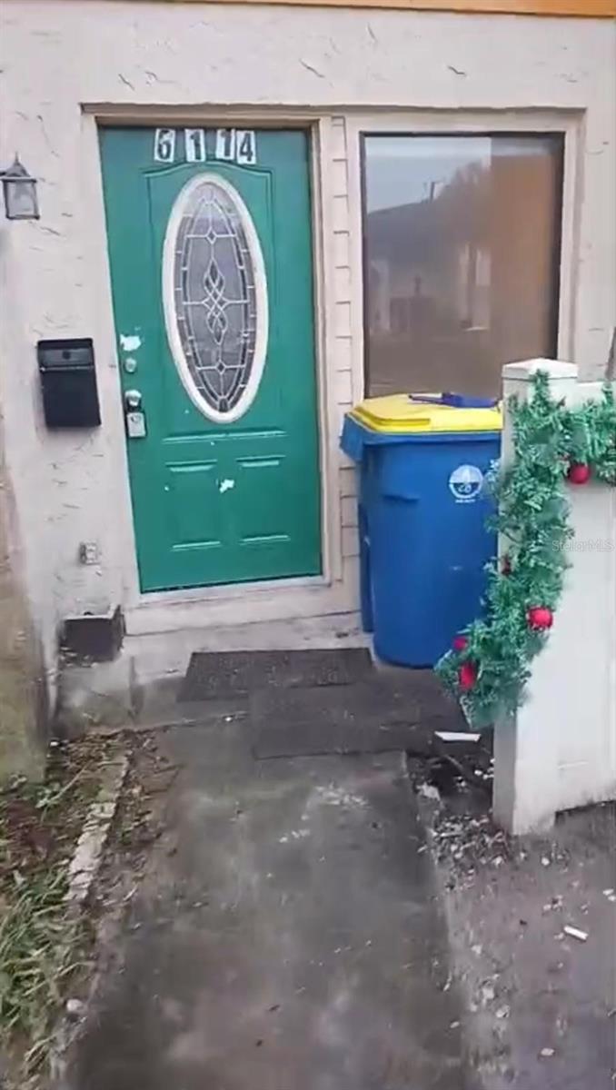 TUSCONY TWNHS UNREC - Residential Lease