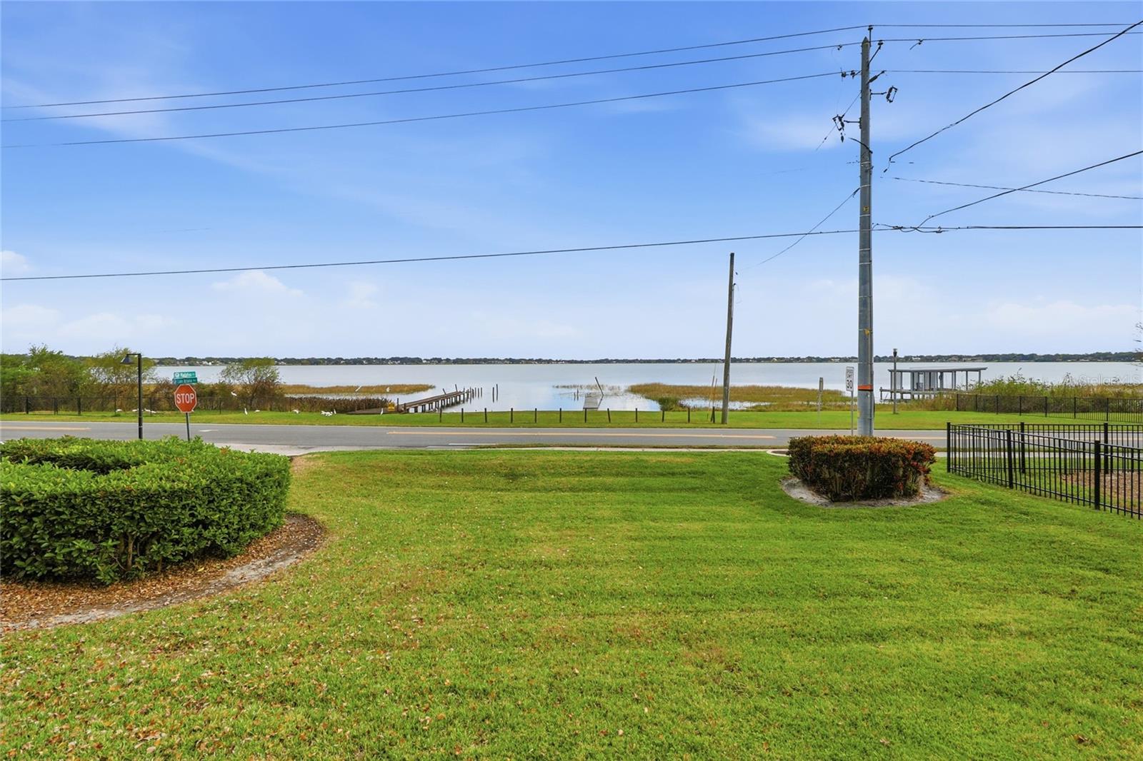 MADALYN COVE PB 113 PG 25 - Residential