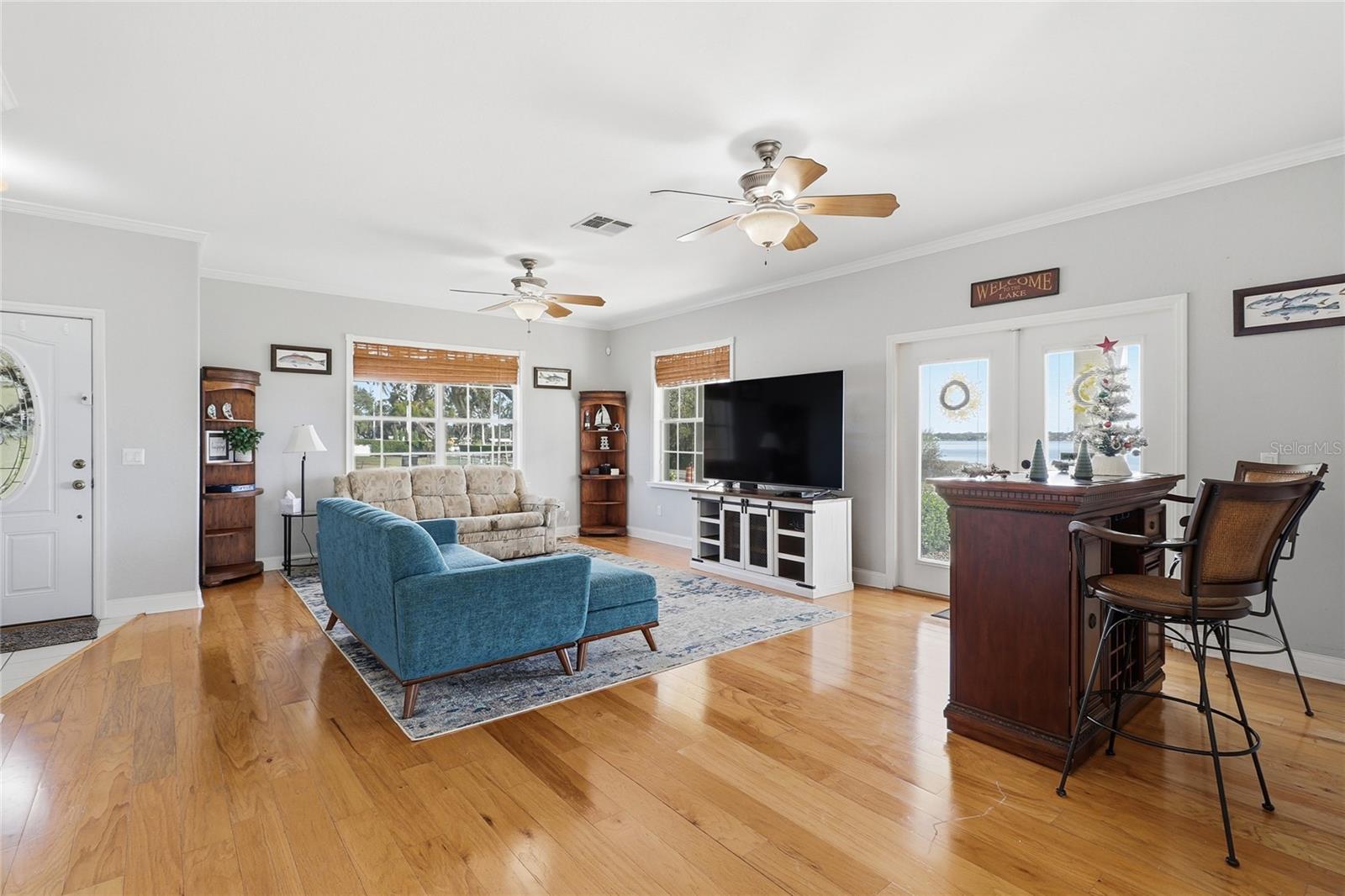 MADALYN COVE PB 113 PG 25 - Residential