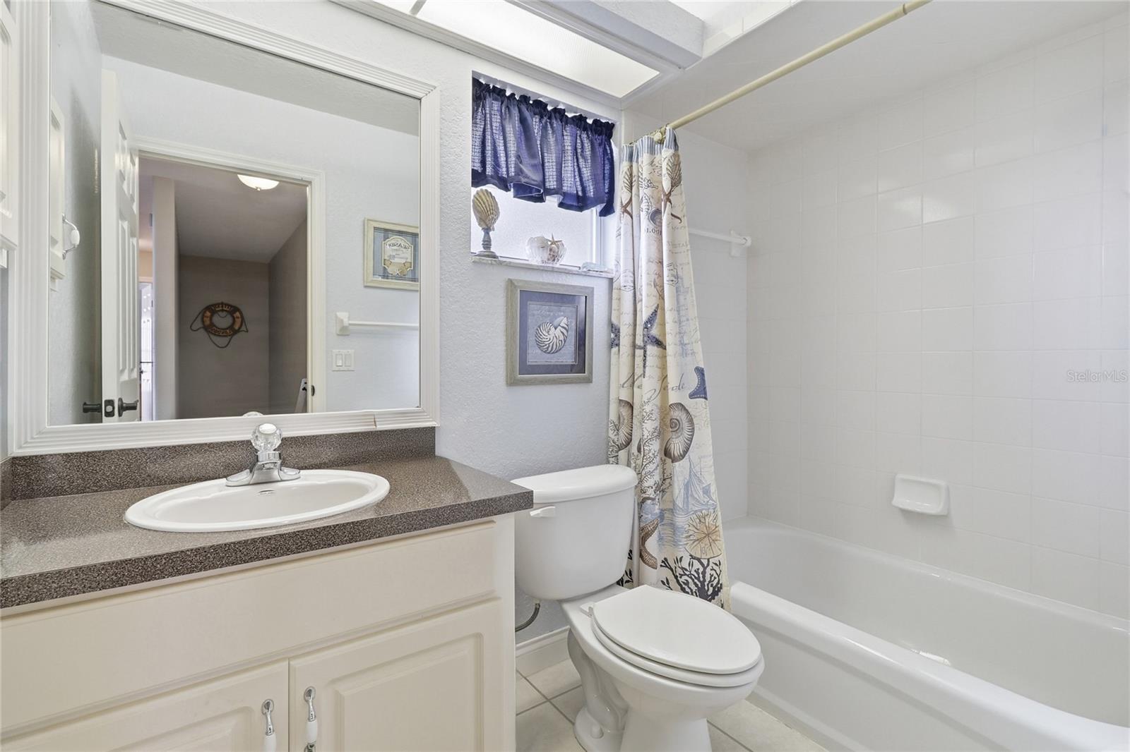 MADALYN COVE PB 113 PG 25 - Residential