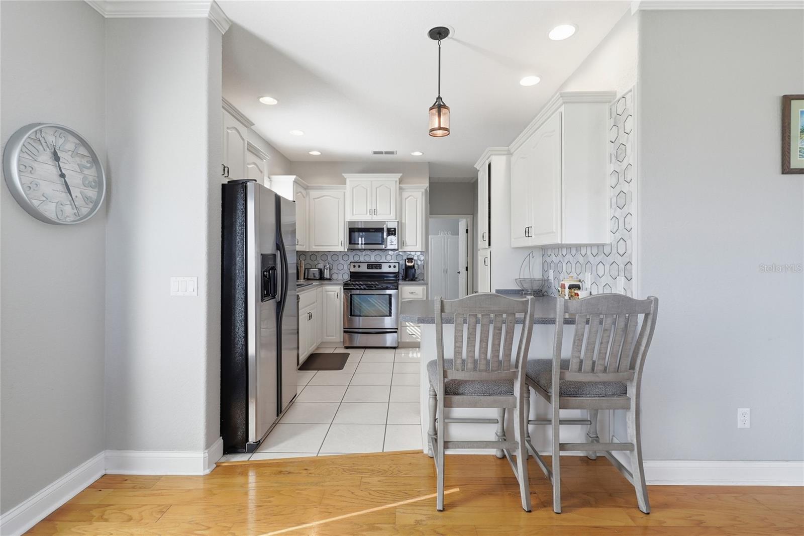 MADALYN COVE PB 113 PG 25 - Residential