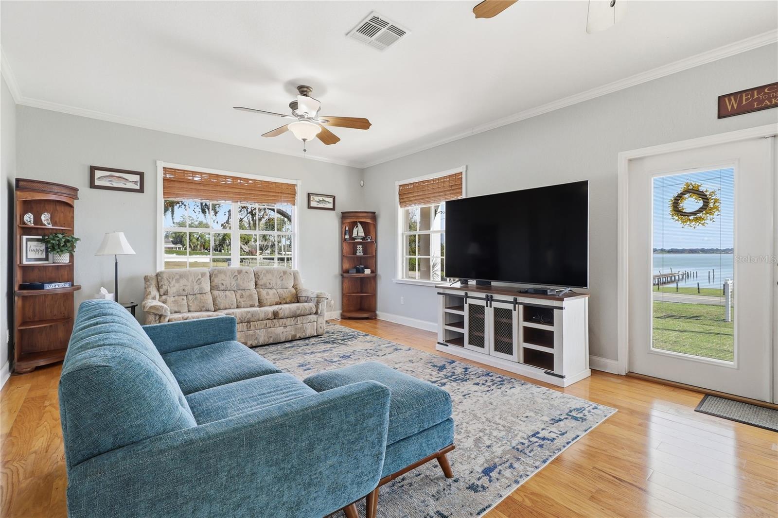 MADALYN COVE PB 113 PG 25 - Residential