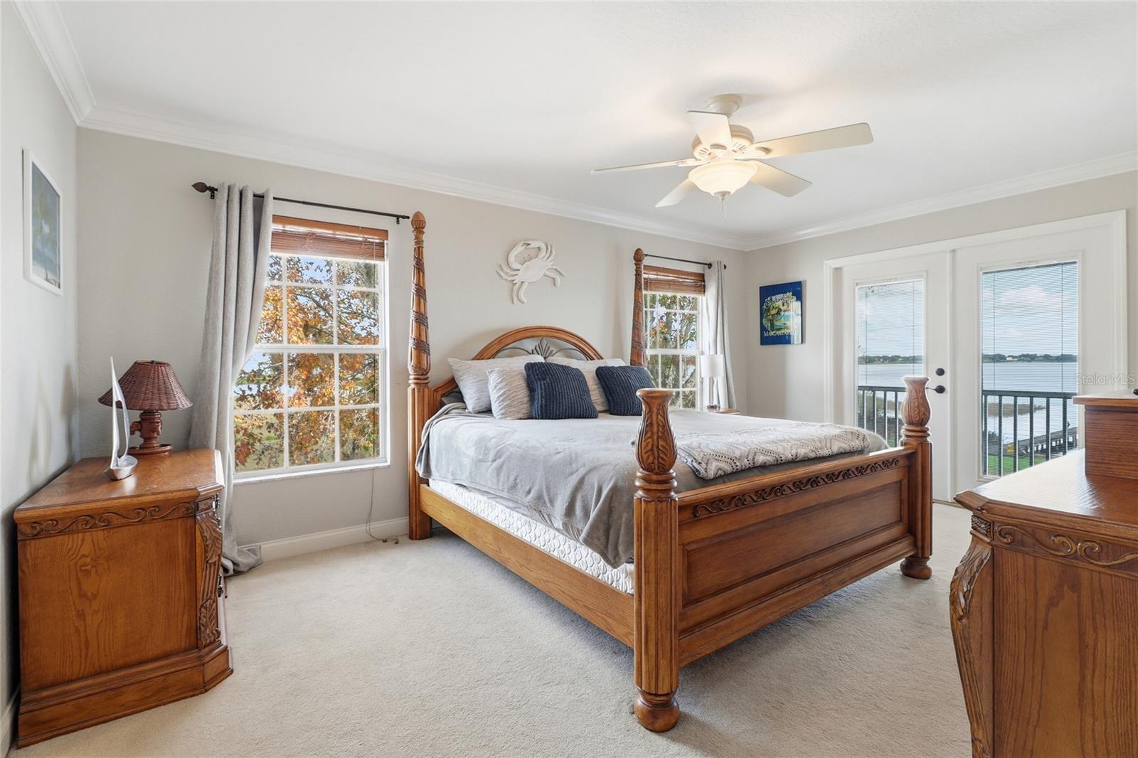 MADALYN COVE PB 113 PG 25 - Residential