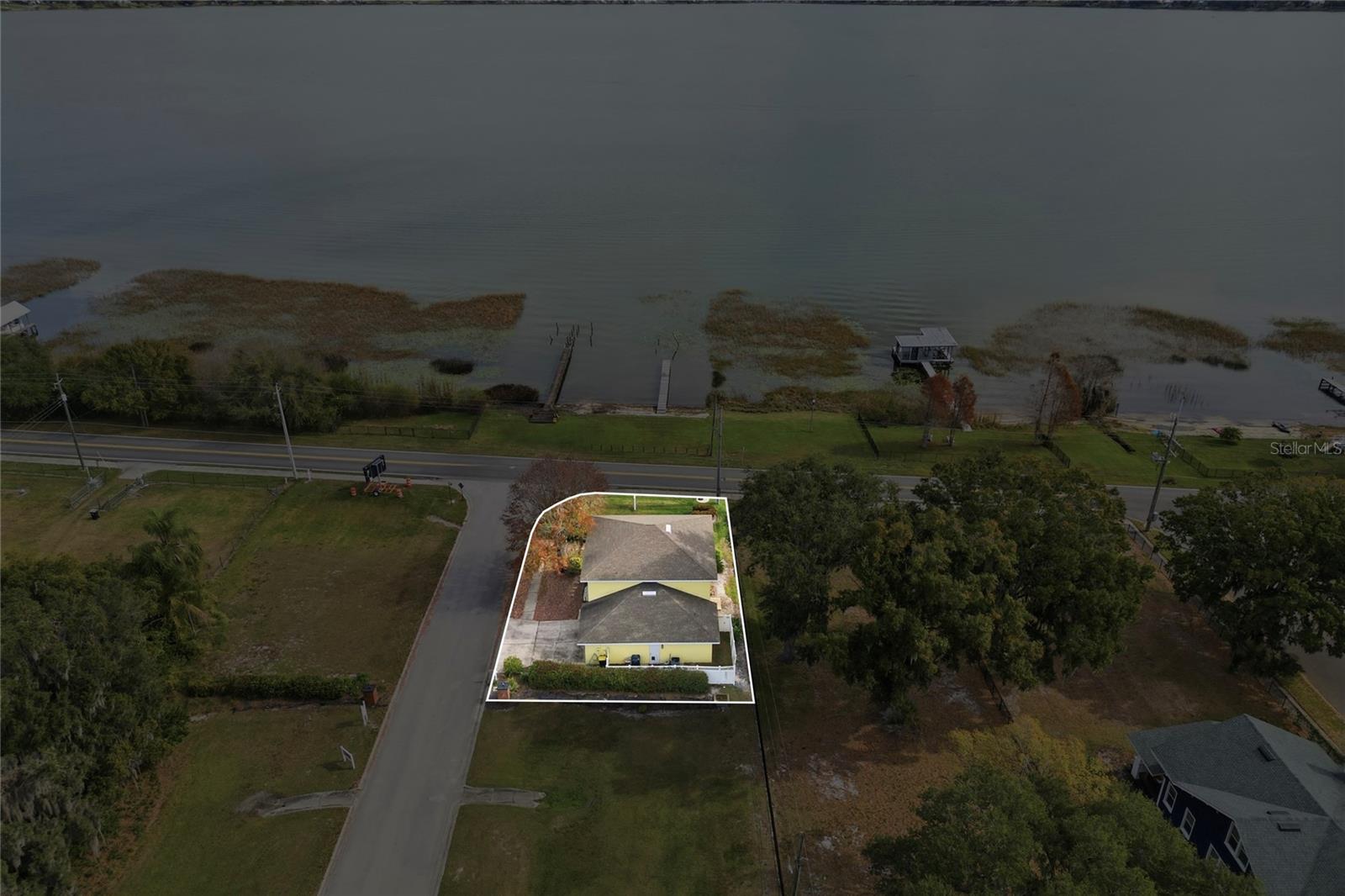 MADALYN COVE PB 113 PG 25 - Residential