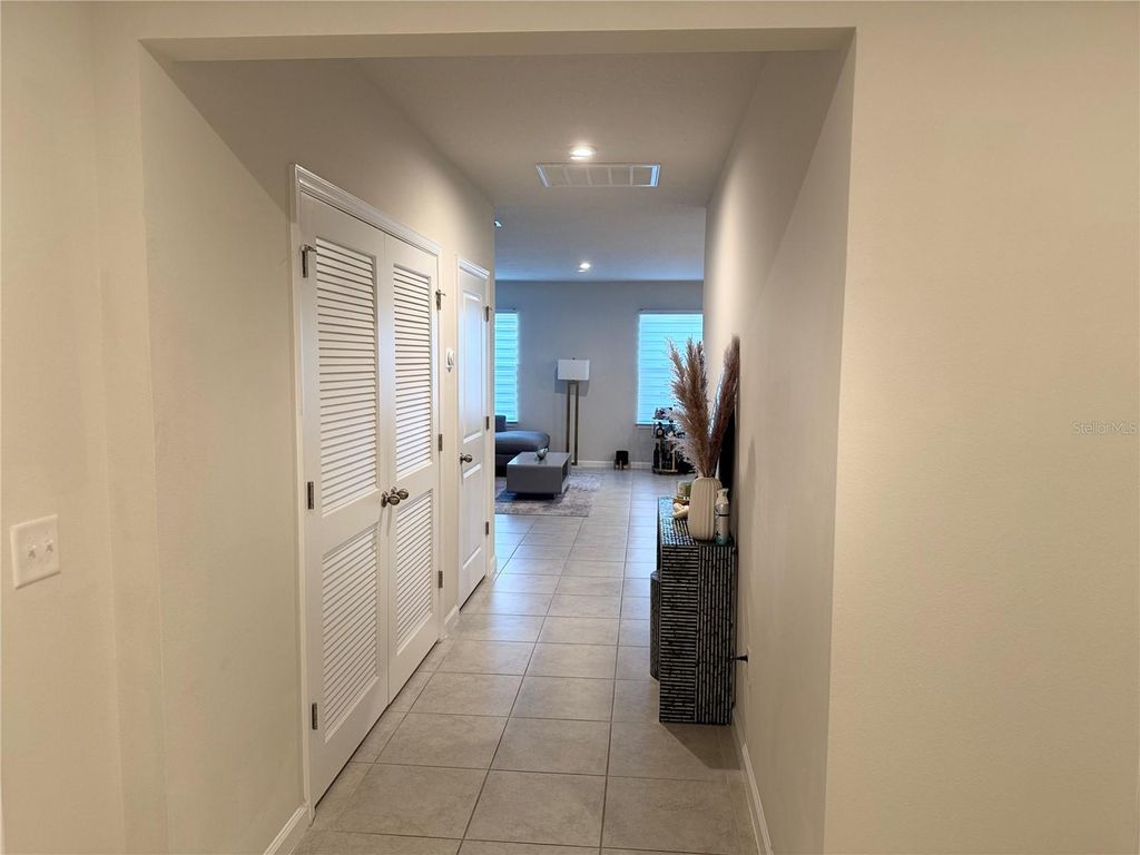 Photo of 10516 Daybreak Glen, Parrish, FL 34219 (MLS # TB8434626)