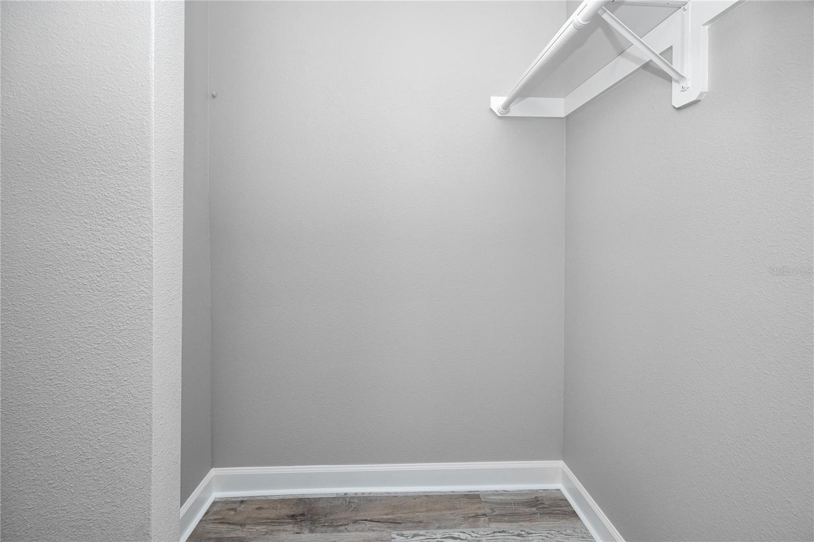 JAMESTOWN CONDO - Residential