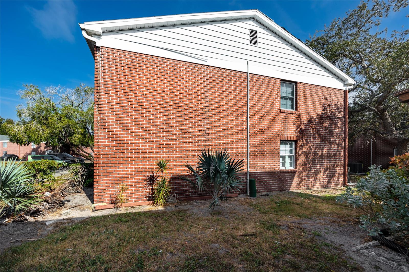 JAMESTOWN CONDO - Residential