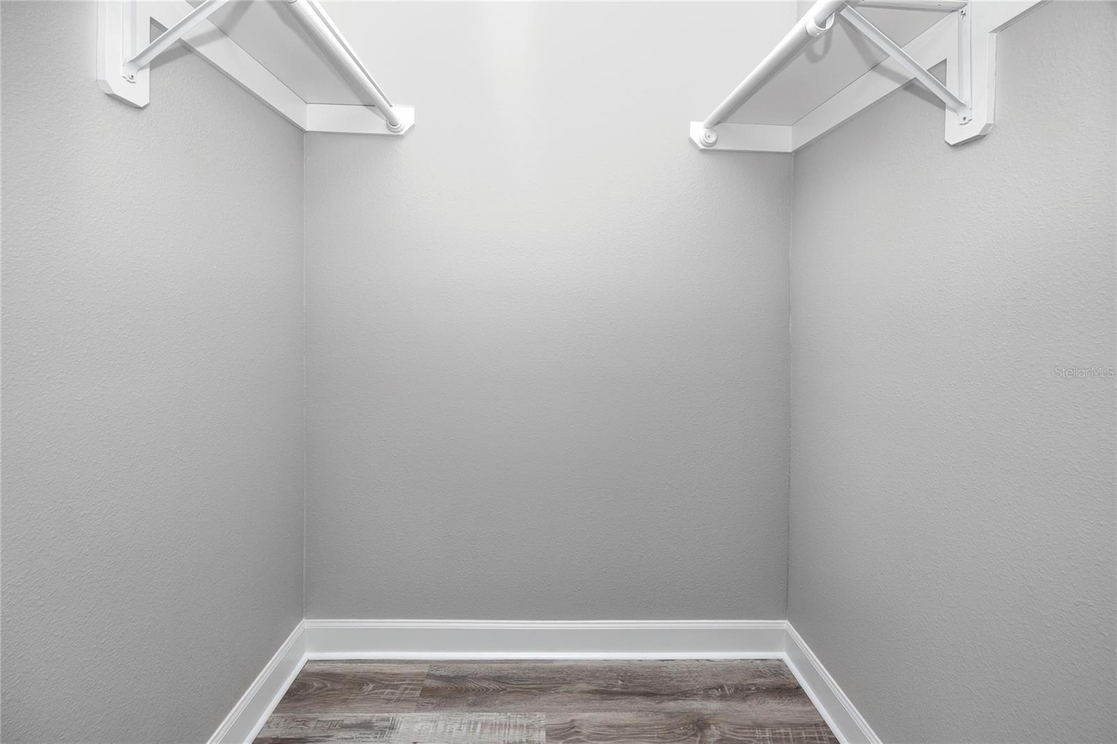 JAMESTOWN CONDO - Residential