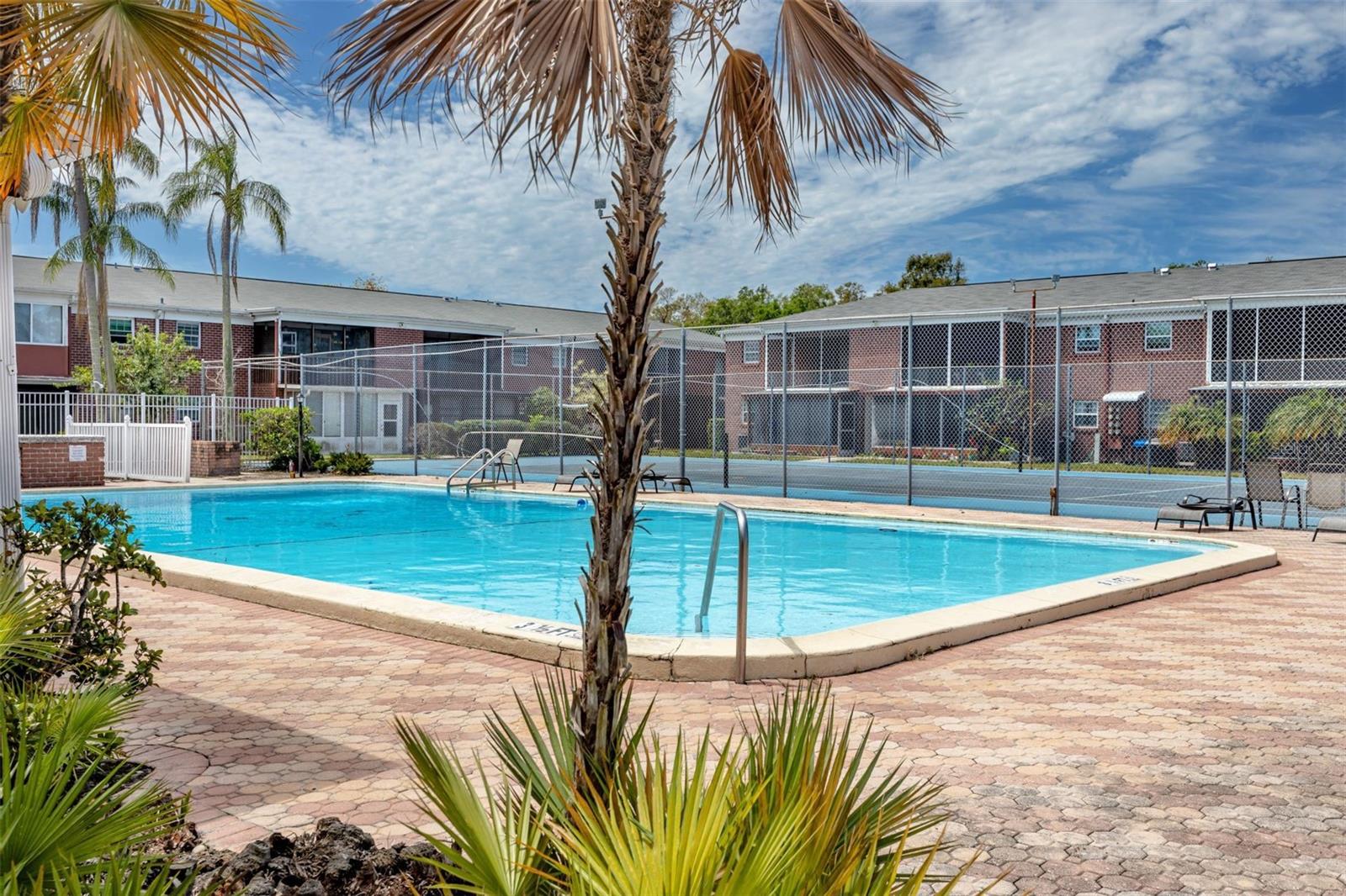 JAMESTOWN CONDO - Residential