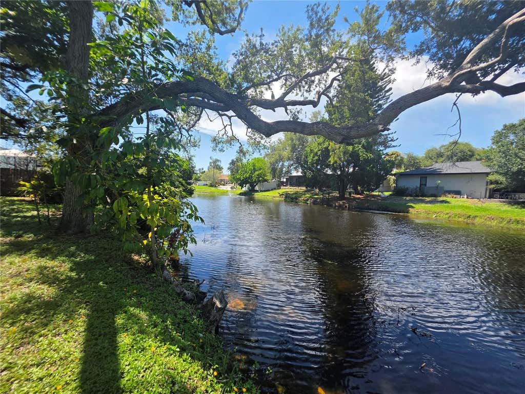 Photo of 7708 NW 9th Ave Drive, Bradenton, FL 34209 (MLS # A4702739)