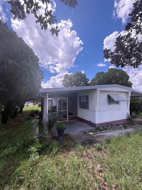 Photo of 816 Beechwood Avenue, Lady Lake, FL 32159 (MLS # G5118092)