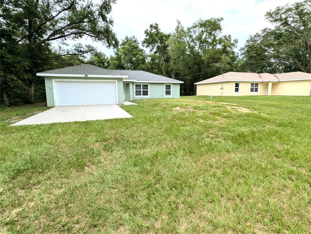 Photo of 13921 SW 108th Lane, Dunnellon, FL 34432 (MLS # OM703110)