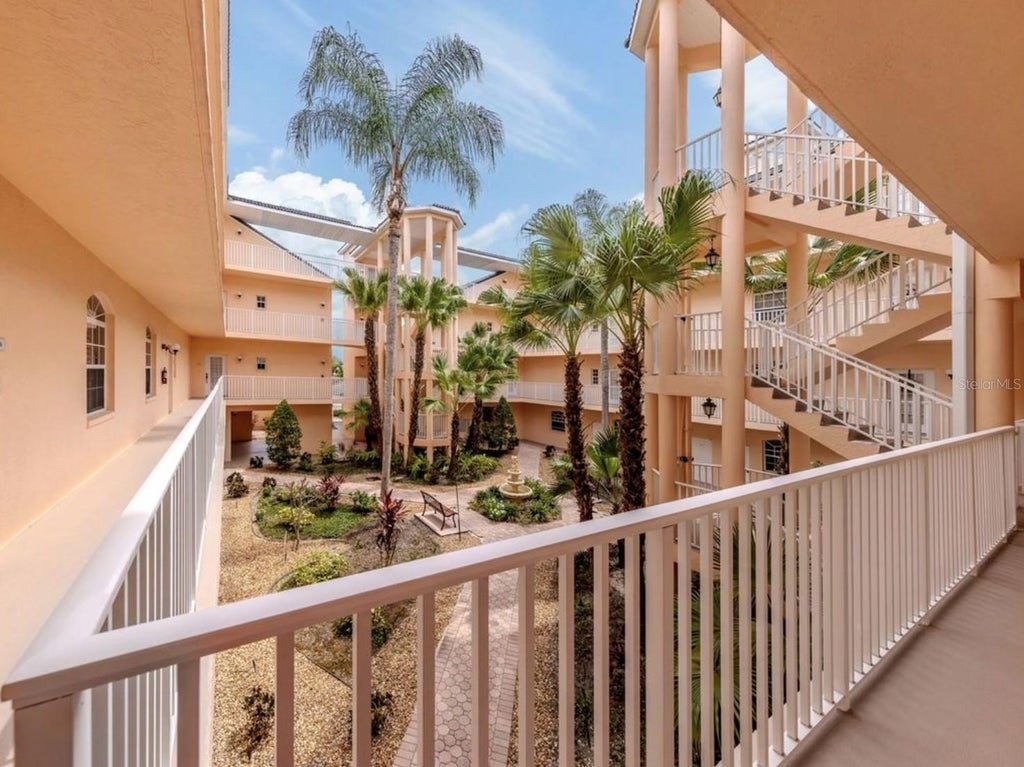 Photo of 1505 Gondola Park Drive #1505, Venice, FL 34292 (MLS # N6144688)