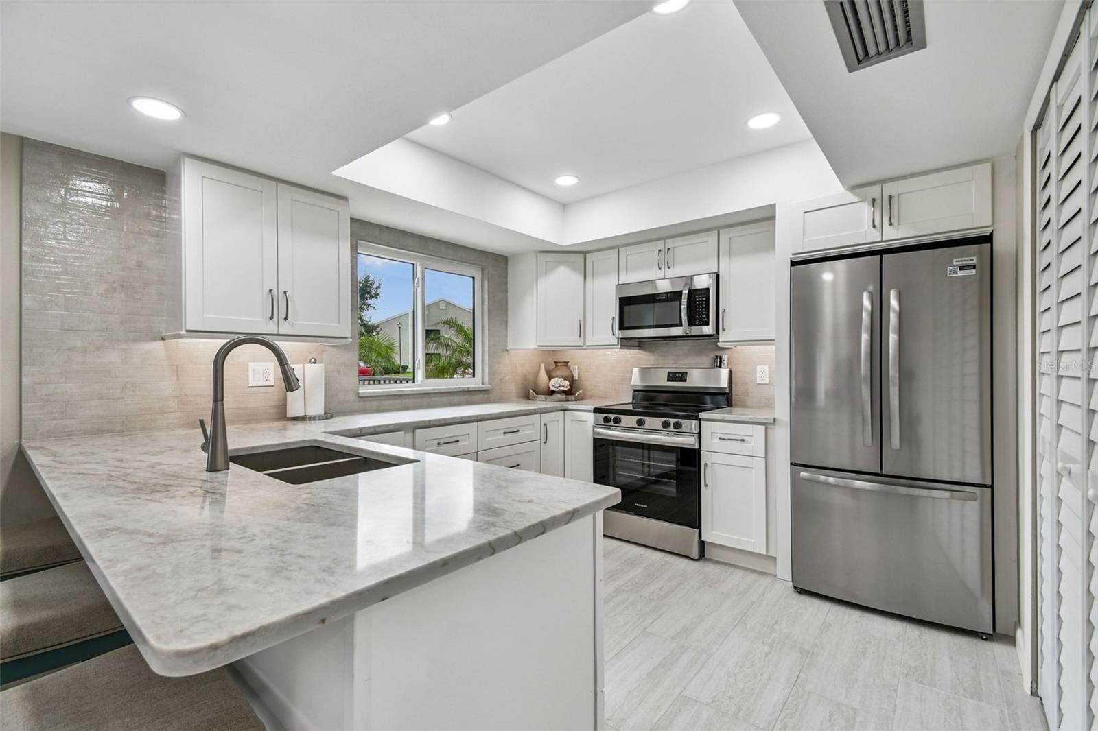 EAGLE CREEK III - Residential