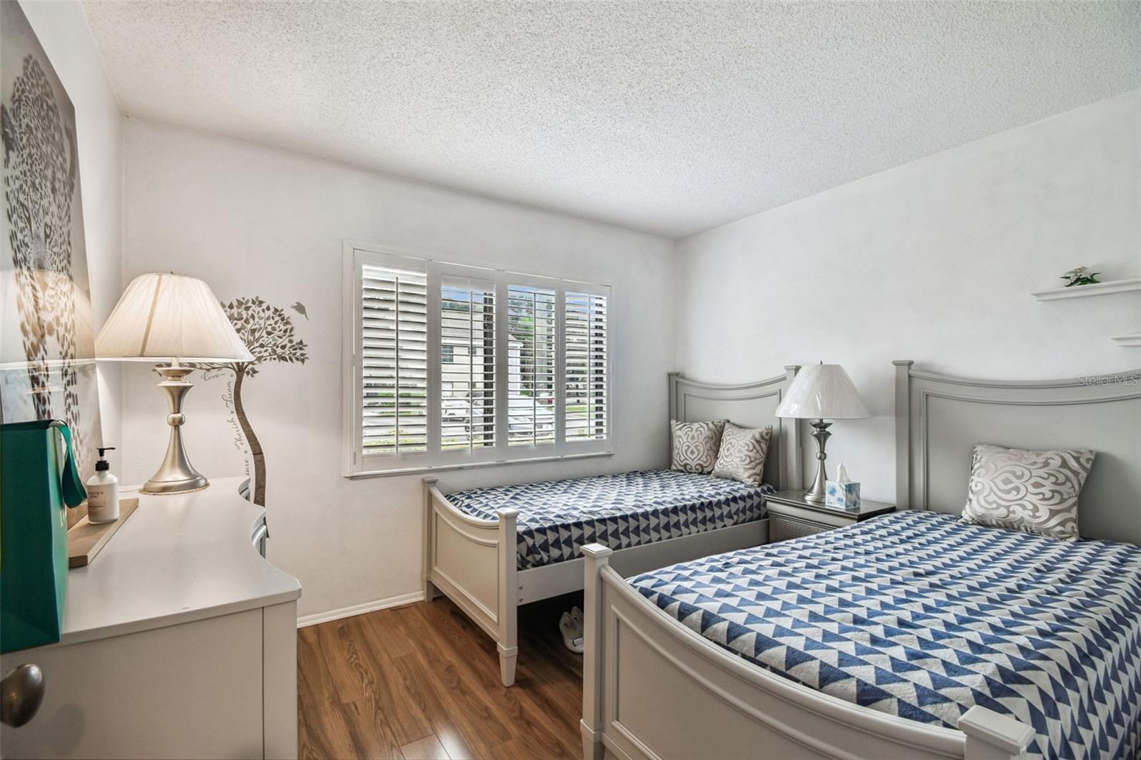 EAGLE CREEK III - Residential