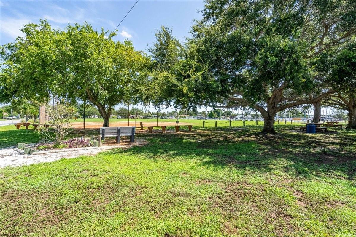 BAYSHORE GARDENS SEC 13 - Residential