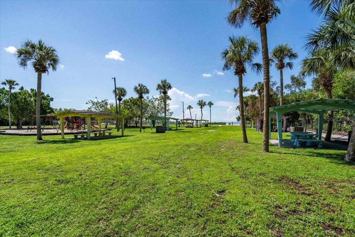 BAYSHORE GARDENS SEC 13 - Residential