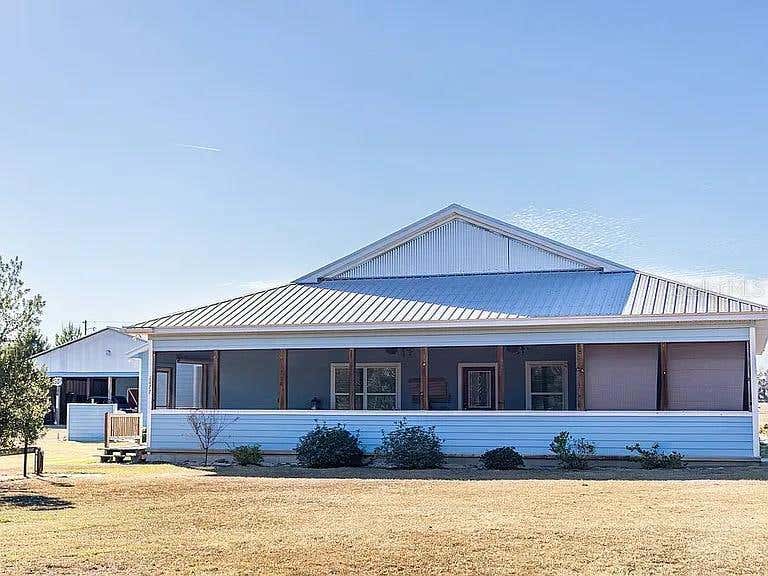Photo of 1677 W Highway 316, Citra, FL 32113 (MLS # W7888809)