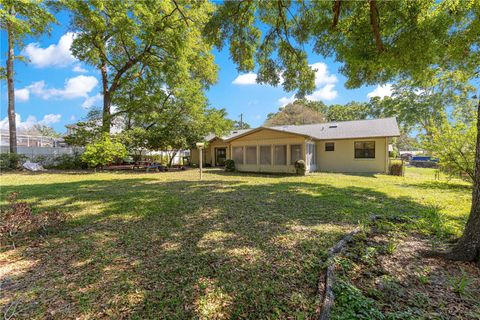 Tiny photo for 3202 NE 30th Court, Ocala, FL 34479 (MLS # OM721964)