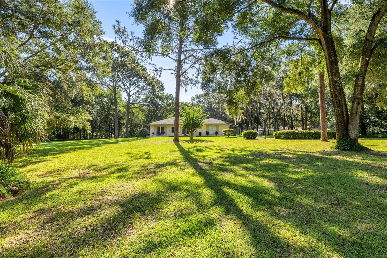 9082 SW 204TH CIRCLE
