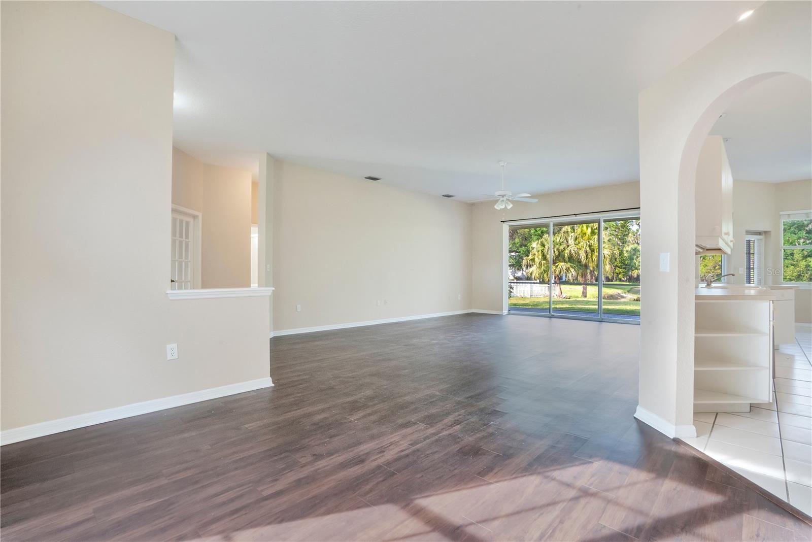 RIVER WOODS PH I - Residential